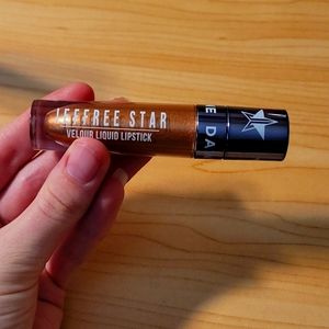 Jeffree Star velour liquid lipstick